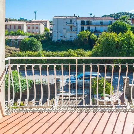 La Casa In Gallura بيت للعطل